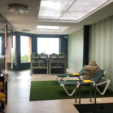 El Rancho Hotel 4*