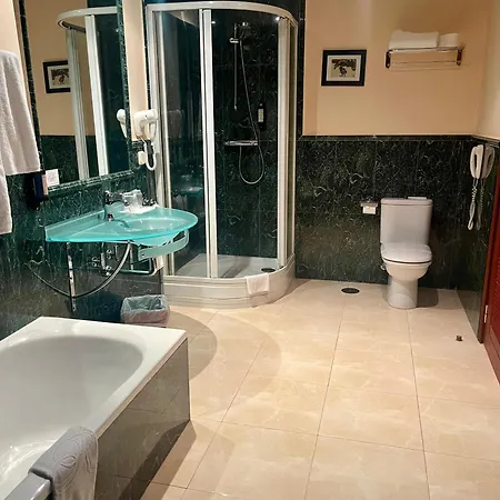 فندق El Rancho شقوبية