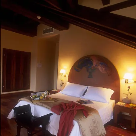 El Rancho فندق 4*