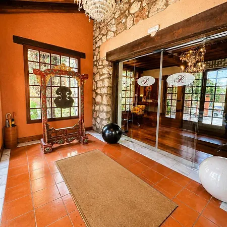 فندق El Rancho