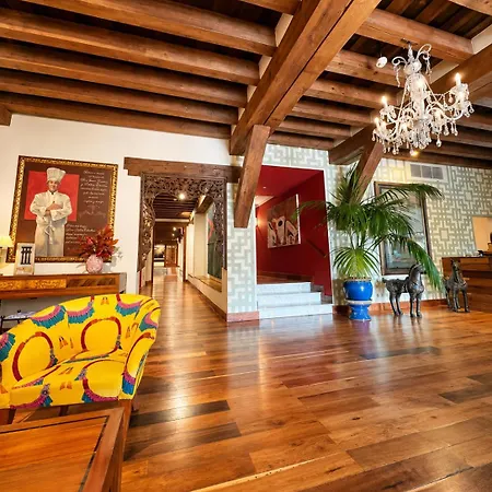 El Rancho 4*