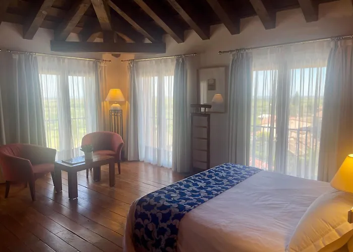 Отель El Rancho 4*