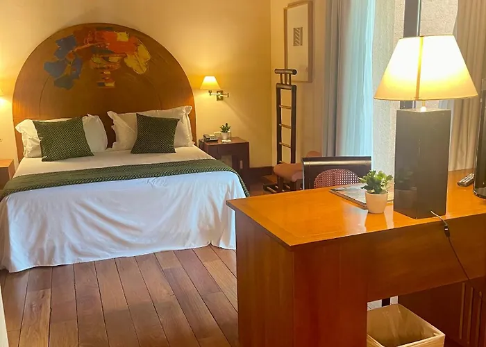 Отель El Rancho 4*